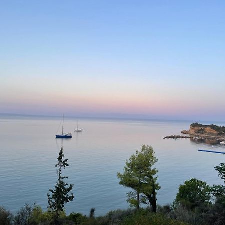 Deep Blue Villas Vasilikí Екстериор снимка