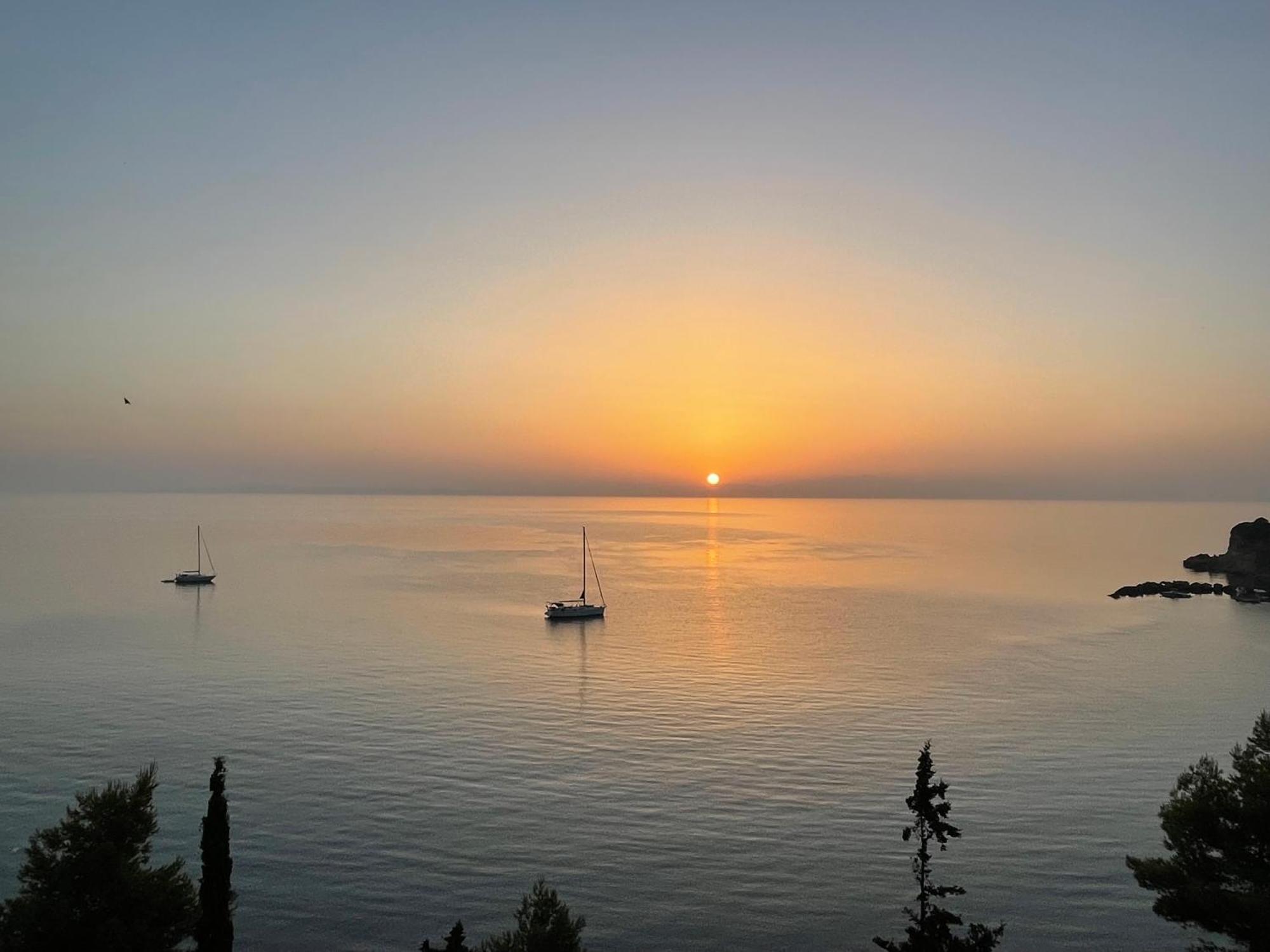 Deep Blue Villas Vasilikí Екстериор снимка